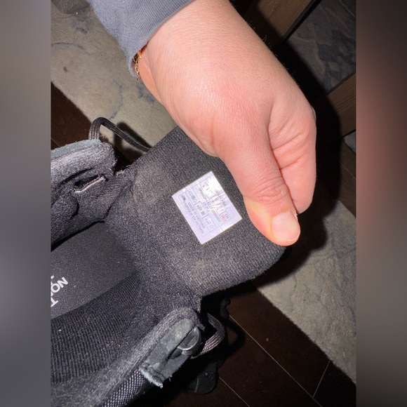 EUC The North Face Chilkat II Waterproof Winter Boots - Men's - Picture 4 of 7